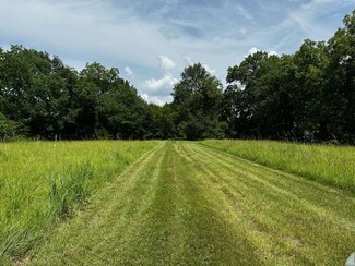 1016 Holubec St, Diboll, TX 75941