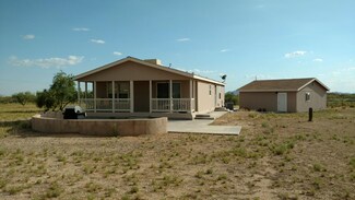 27255 S Congress Way, Congress, AZ 85332