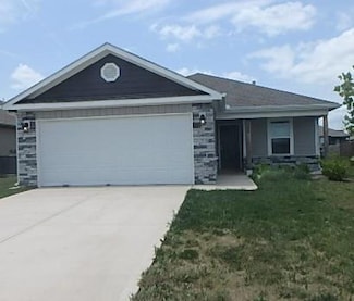 622 N Pecan St, Gardner, KS 66030