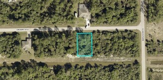 1246 Cresent St E, Lehigh Acres, FL 33974