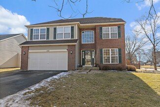 1534 Patterson Ave, North Aurora, IL 60542