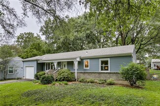 7127 Santa fe Dr, Overland Park, KS 66204