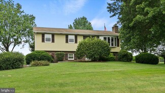592 Prospect Rd, Manheim, PA 17545