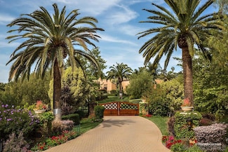 5465 Vista de Fortuna, Rancho Santa Fe, CA 92067