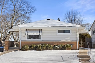 5674 N 70th St, Milwaukee, WI 53218