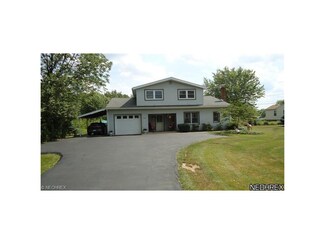 6100 Bosford St SW, Navarre, OH 44662