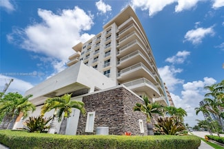 2400 SW 27th Ave Unit 402, Miami, FL 33145