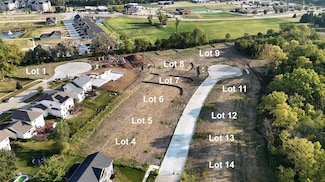 9021 Timberwood Dr, Johnston, IA 50131