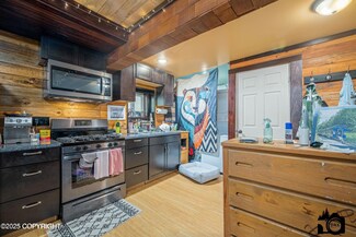 1135 Alyeska Hwy, Girdwood, AK 99587