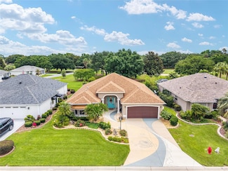 219 Carrera Dr, Lady Lake, FL 32159