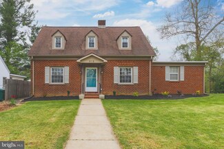 912 Lyndhurst Rd, Waynesboro, VA 22980