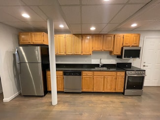 77 Park Dr Unit D, Boston, MA 02215