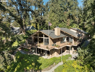 1750 N Shore Rd, Lake Oswego, OR 97034
