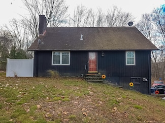 11 Bobin Rd, Terryville, CT 06786