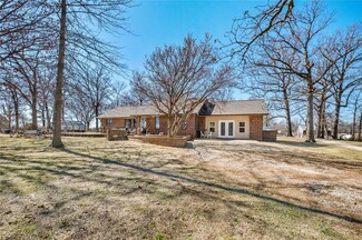 10585 Keller Rd, Centerton, AR 72719