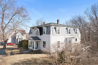 33 Burbank St, Millbury, MA 01527