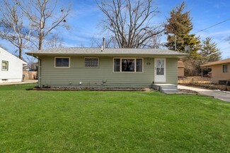 3707 Belmar Dr, Des Moines, IA 50317