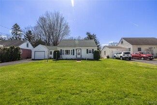 118 Miller Dr, East Syracuse, NY 13057