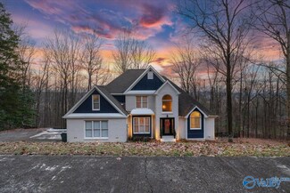 109 Runell Dr SE, Owens Cross Roads, AL 35763
