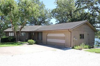 10400 W Prince Valiant Ct, Mapleton, IL 61547