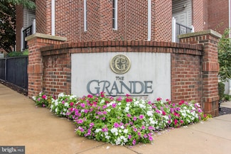 300 W Elm St Unit 2210, Conshohocken, PA 19428