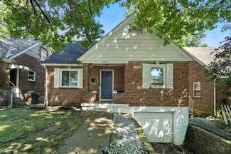 6016 Mayflower Ave, Cincinnati, OH 45237