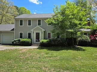13 Quail Hollow Cir, Sandwich, MA 02563