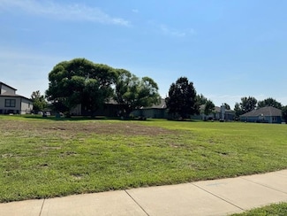 29378 Palmer Dr, Paola, KS 66071