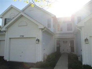17782 W Braewick Rd, Gurnee, IL 60031