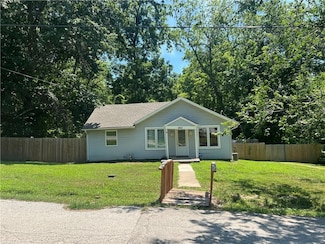 4611 N Oakley Ave, Kansas City, MO 64117