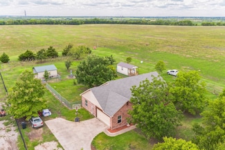 812 Ebenezer Rd, Palmer, TX 75152