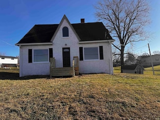 502 E Broadway St, Loogootee, IN 47553