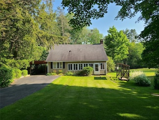 493 Old Taylor Rd, Jeffersonville, NY 12748