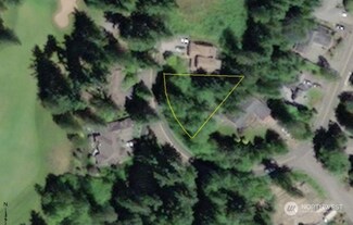300 Highland Dr, Port Ludlow, WA 98365