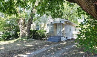 998 E Weber Rd, Columbus, OH 43211