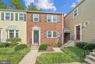 6672 Hillandale Rd, Chevy Chase, MD 20815