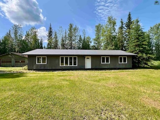 2225 Bradway Rd, North Pole, AK 99705