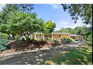 29555 S Beavercreek Rd, Mulino, OR 97042