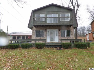 4129 Woodland Ave, Manitou Beach, MI 49253