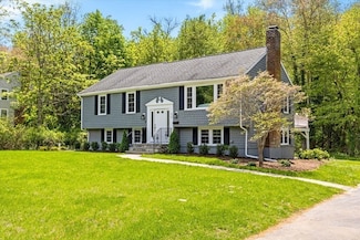 17 Hillside Dr, Cohasset, MA 02025
