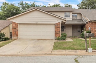 1526 Fall Creek Dr, Edmond, OK 73013