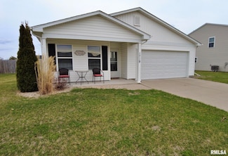 1719 Carson Dr, Davenport, IA 52804