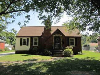 1017 N Boeke Rd, Evansville, IN 47711