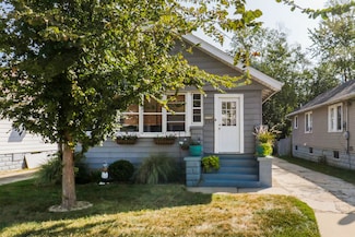 2310 N University St, Peoria, IL 61604