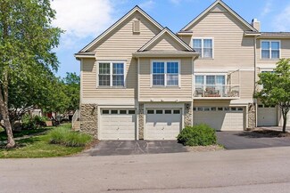 15820 Robinson St, Overland Park, KS 66223