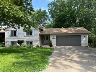 2360 3rd St NW, New Brighton, MN 55112