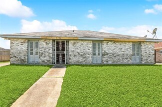 5736 Louis Prima Dr E, New Orleans, LA 70128