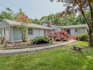 143 Soundview Ave, Shelton, CT 06484