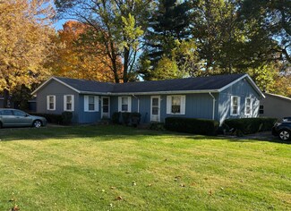 401-403 S 14th St, Chesterton, IN 46304
