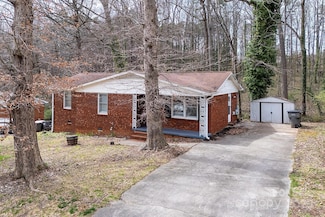 1418 Nottingham Rd, Kannapolis, NC 28081